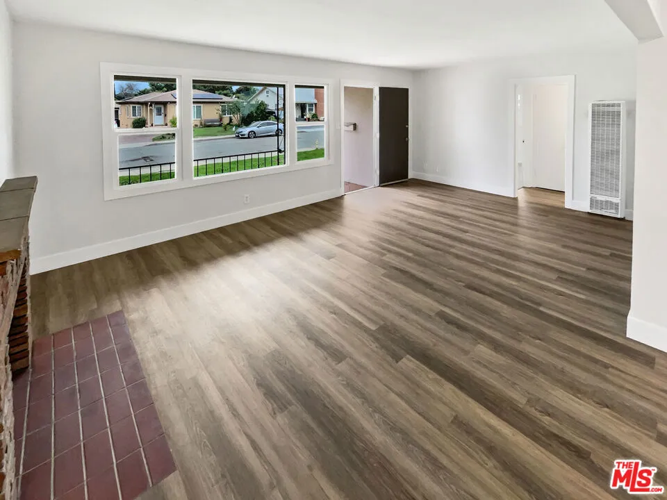 704 Mountain Avenue, Pomona, California 91767 home-pic-7